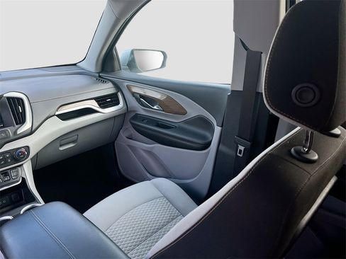 Used 2018 GMC Terrain SLE w/ Driver Convenience Package image 22