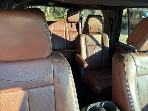 Used 2014 Ford Expedition EL King Ranch image 19