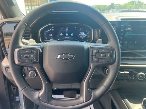 Used 2025 Chevrolet Silverado 1500 ZR2 w/ Technology Package AWD/4WD image 27
