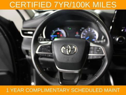 Used 2023 Toyota Highlander XLE AWD/4WD image 20
