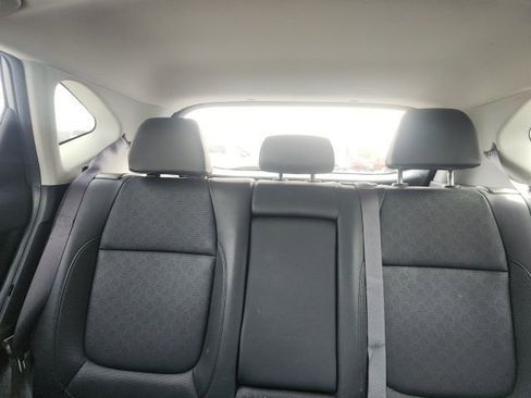 Used 2021 Kia Seltos SX w/ SX Sunroof Package image 11