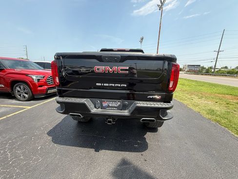Used 2021 GMC Sierra 1500 AT4 AWD/4WD image 4