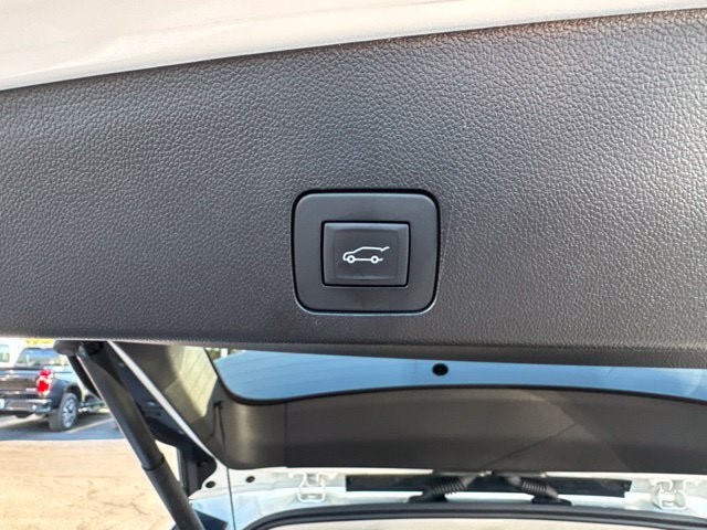 Used 2023 Buick Encore GX Select FWD image 21