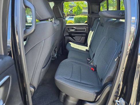 Used 2021 RAM 1500 Big Horn AWD/4WD image 17