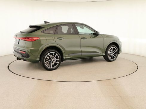 New 2026 Audi Q5 Premium Plus AWD/4WD image 7