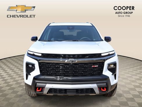 New 2026 Chevrolet Traverse Z71 w/ Enhanced Driving Package AWD/4WD image 9