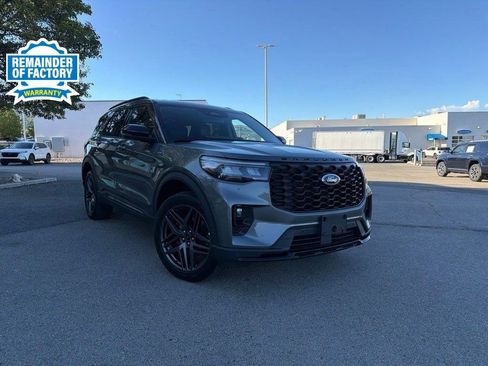 Used 2025 Ford Explorer ST-Line w/ ST-Line Street Pack AWD/4WD image 1