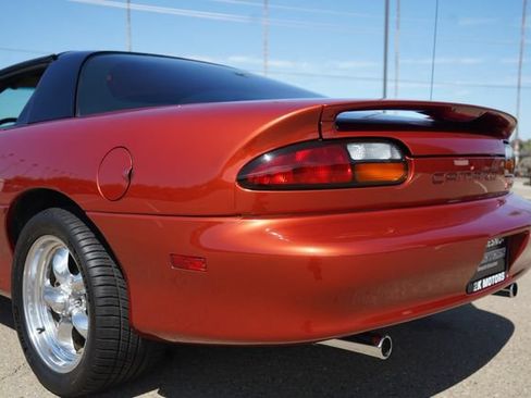 Used 2002 Chevrolet Camaro Z28 w/ Preferred Equipment Group 2 RWD image 33