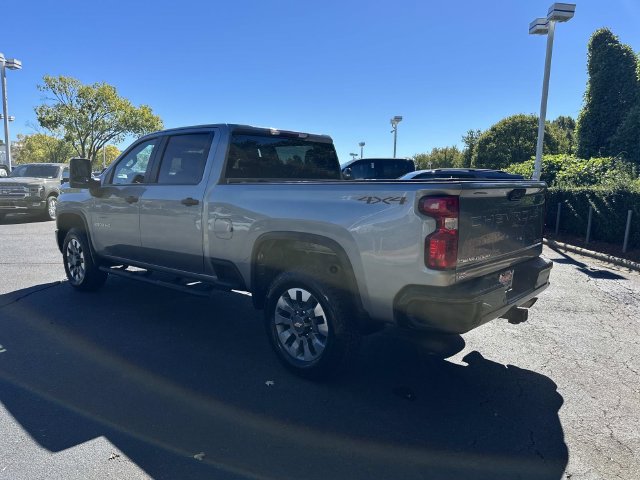 Used 2024 Chevrolet Silverado 2500 Custom w/ Custom Value Package AWD/4WD image 4