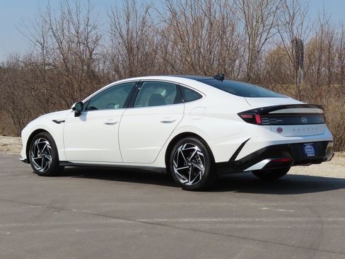 Used 2024 Hyundai Sonata SEL w/ Convenience Package image 23