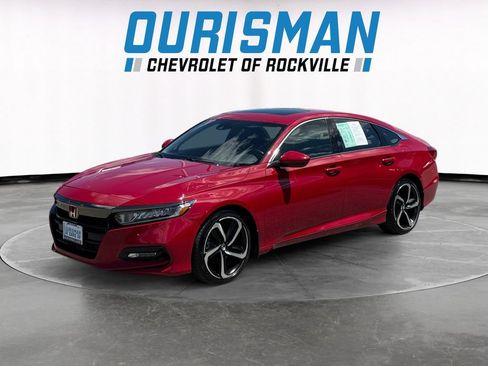 Used 2019 Honda Accord Sport image 2