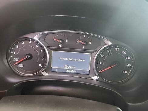 Used 2024 GMC Terrain SLT w/ Infotainment Package II AWD/4WD image 8