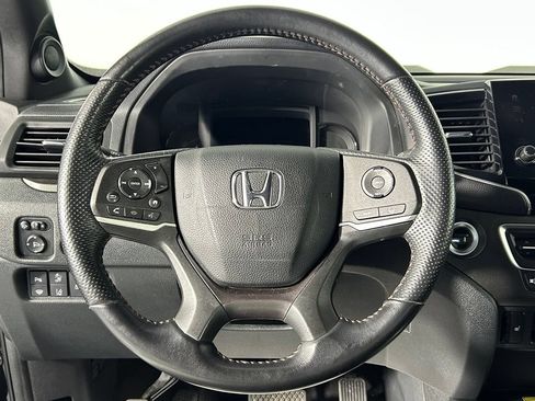 Used 2023 Honda Passport TrailSport image 26