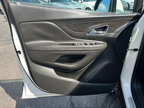 Used 2016 Buick Encore FWD image 17