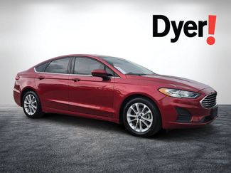 Used 2020 Ford Fusion SE FWD video 1