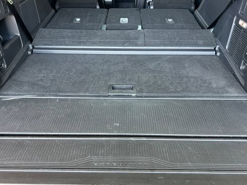 Used 2025 Ford Expedition Platinum AWD/4WD image 17