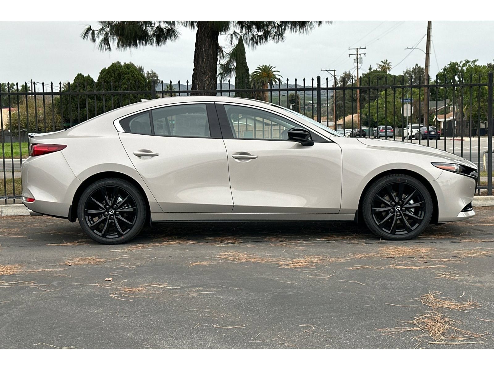 Used 2026 MAZDA MAZDA3 2.5 Turbo Sedan w/Premium Plus AWD/4WD image 4