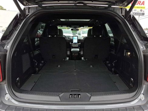 Used 2023 Ford Explorer ST w/ Equipment Group 401A image 34