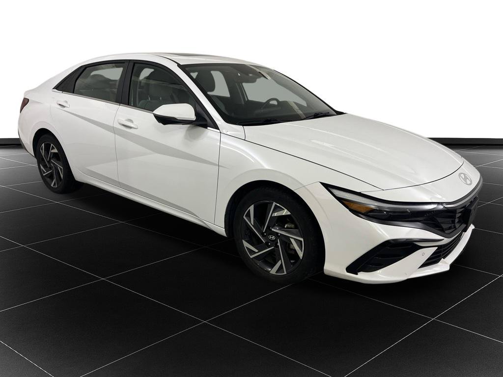 Used 2024 Hyundai Elantra Limited FWD image 7