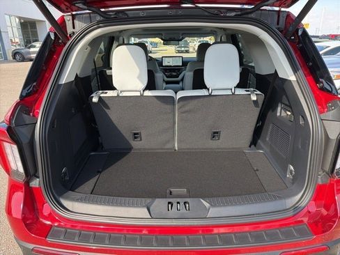 New 2025 Ford Explorer Platinum w/ Ultimate Package image 13