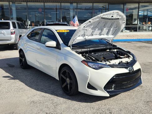 Used 2019 Toyota Corolla LE image 20