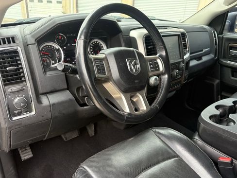 Used 2017 RAM 1500 Laramie RWD image 14