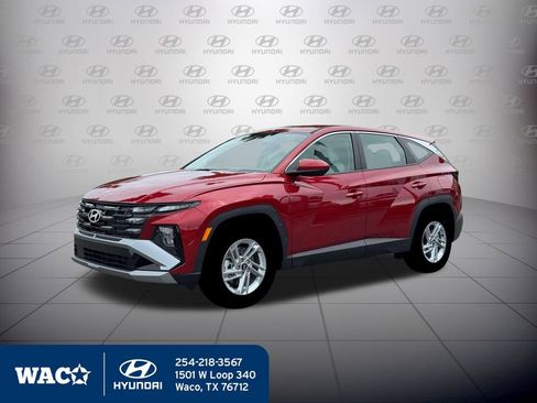 New 2026 Hyundai Tucson SE image 2