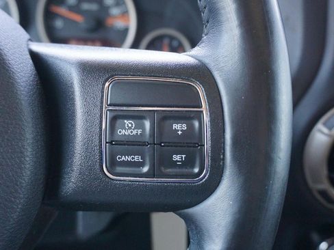 Used 2017 Jeep Wrangler Unlimited Sahara AWD/4WD image 40
