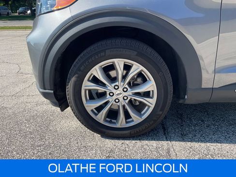 Certified 2024 Ford Explorer XLT w/ Equipment Group 202A AWD/4WD image 28