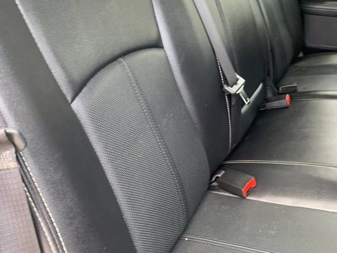 Used 2018 RAM 1500 Laramie w/ Convenience Group AWD/4WD image 15