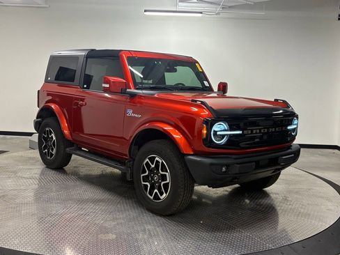 Used 2023 Ford Bronco Outer Banks AWD/4WD image 9