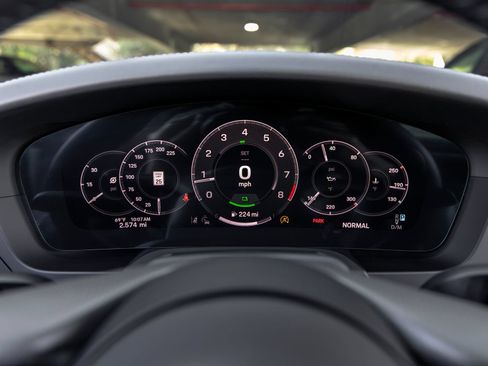Certified 2026 Porsche 911 Targa 4 GTS AWD/4WD image 37