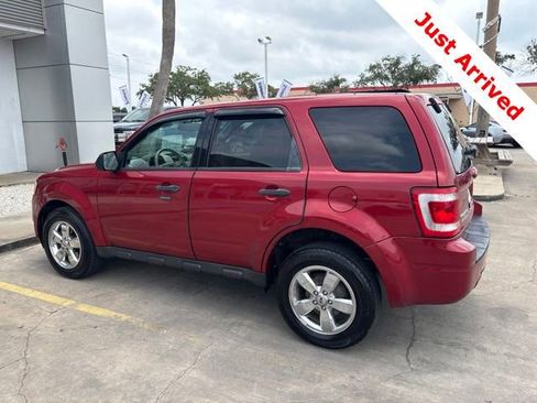 Used 2012 Ford Escape XLT FWD image 3