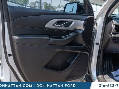 Used 2019 Chevrolet Traverse LS FWD image 13
