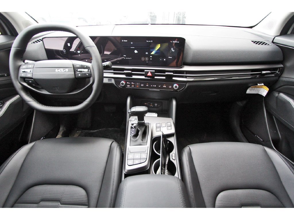 New 2026 Kia Sportage SX FWD image 8
