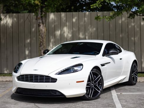 Used 2016 Aston Martin DB9 GT RWD image 1