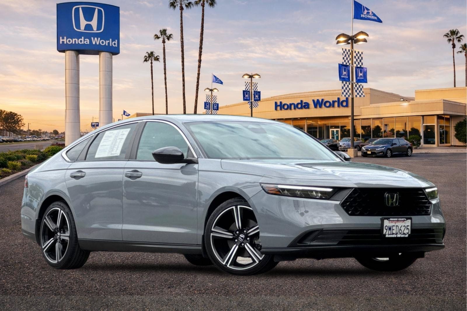 Used 2024 Honda Accord Sport image 2