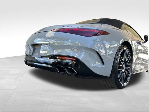 Used 2022 Mercedes-Benz SL 63 AMG 4MATIC image 27