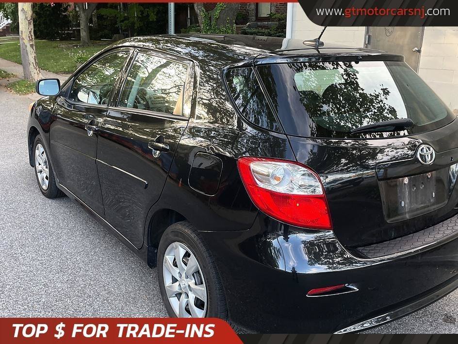 Used 2012 Toyota Matrix L FWD image 17
