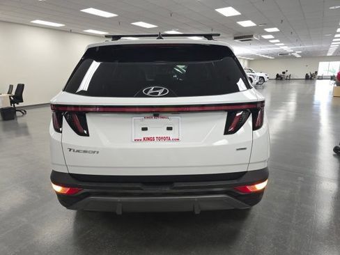 Used 2022 Hyundai Tucson Limited AWD/4WD image 5