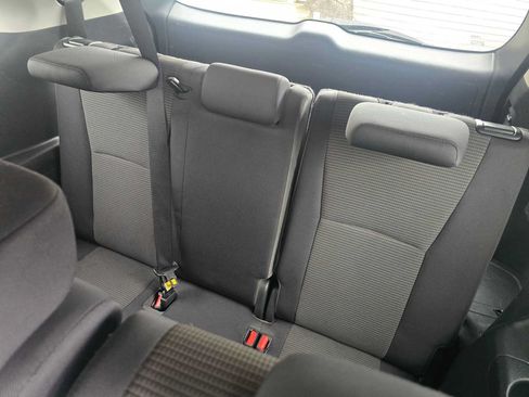Used 2023 Toyota Highlander LE FWD image 20
