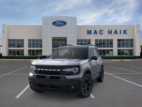 New 2025 Ford Bronco Sport Outer Banks w/ Outer Banks Tech Package+ AWD/4WD image 2