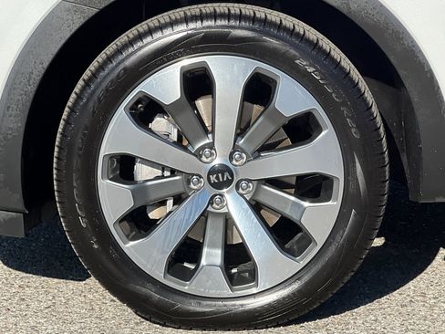 Used 2021 Kia Telluride S image 27