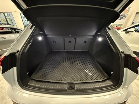 Used 2023 Audi Q4 e-tron Prestige image 10