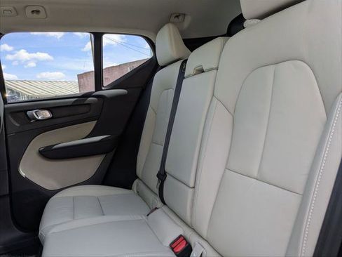 Used 2023 Volvo XC40 B5 Plus w/ Driver Assist Package image 22