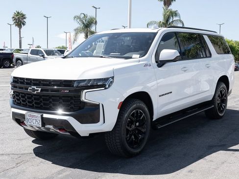 Used 2023 Chevrolet Suburban Z71 AWD/4WD image 9