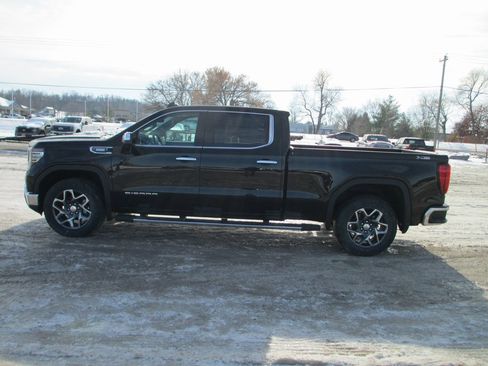 New 2026 GMC Sierra 1500 SLT w/ SLT Premium Plus Package image 9