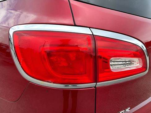 Used 2014 Buick Enclave Premium FWD image 20