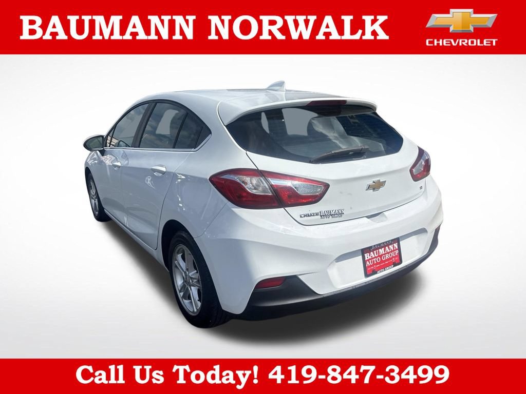 Used 2017 Chevrolet Cruze LT FWD image 7