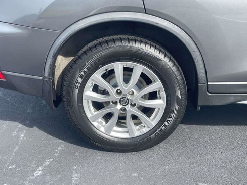 Used 2020 Nissan Rogue SV AWD/4WD image 9